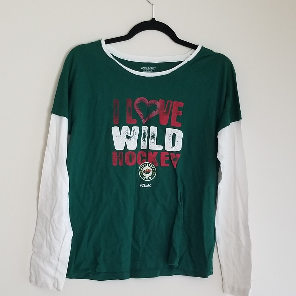 **Like New** Womens Minnesota WILD hockey shirt
